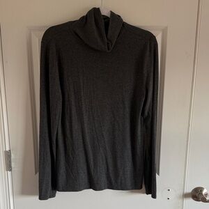 LOFT Gray Ribbed Turtleneck Size Large